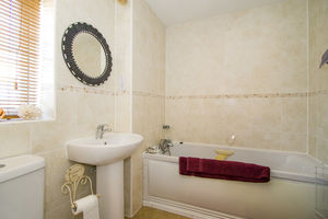 Photo 32- click for photo gallery